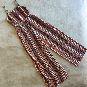 💚 Stunning Jumpsuit by Forever 21